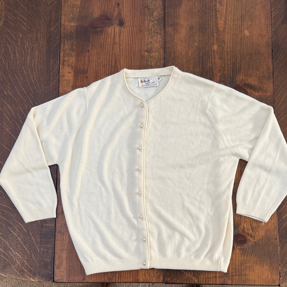 Vintage 50’s Talbott Taralan Cream Women's Sweater with Pearl Buttons Size 40